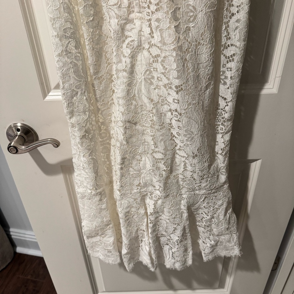 Dolce & Gabbana White Lace Wedding Dress | XS - Picture 8 of 10